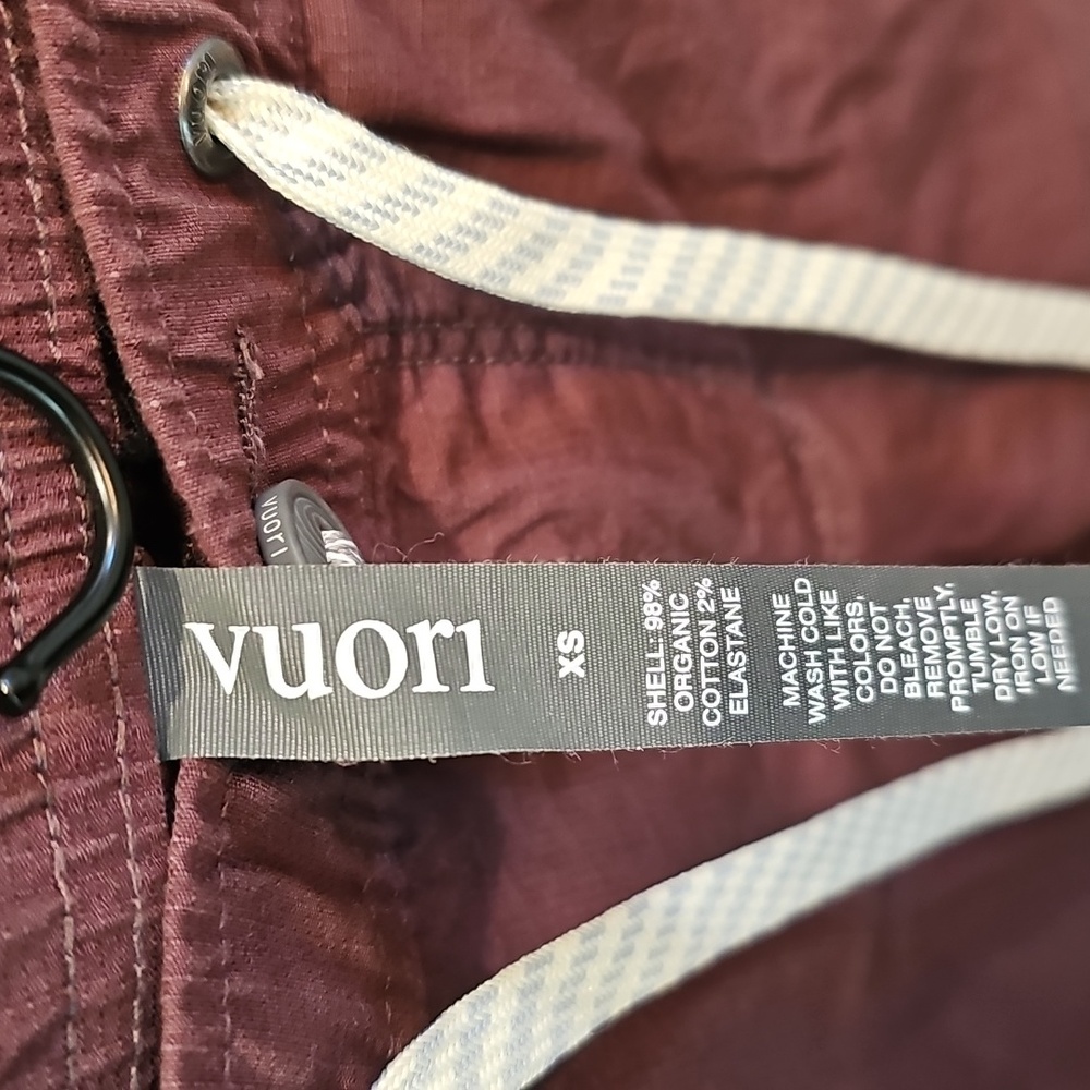 Vuori Women's Ripstop Pant With Drawstring - Picture 4 of 10